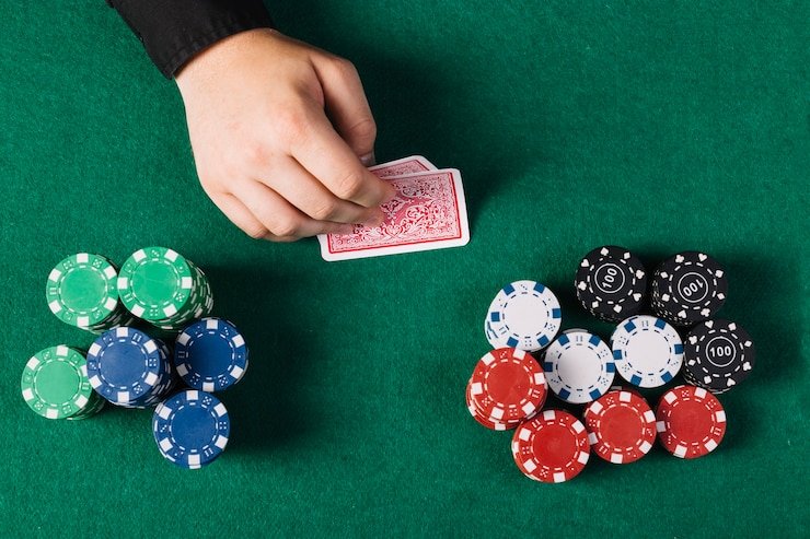 Bagan tingkat loyalitas vgatoto menampilkan manfaat progresif dari Member hingga Diamond